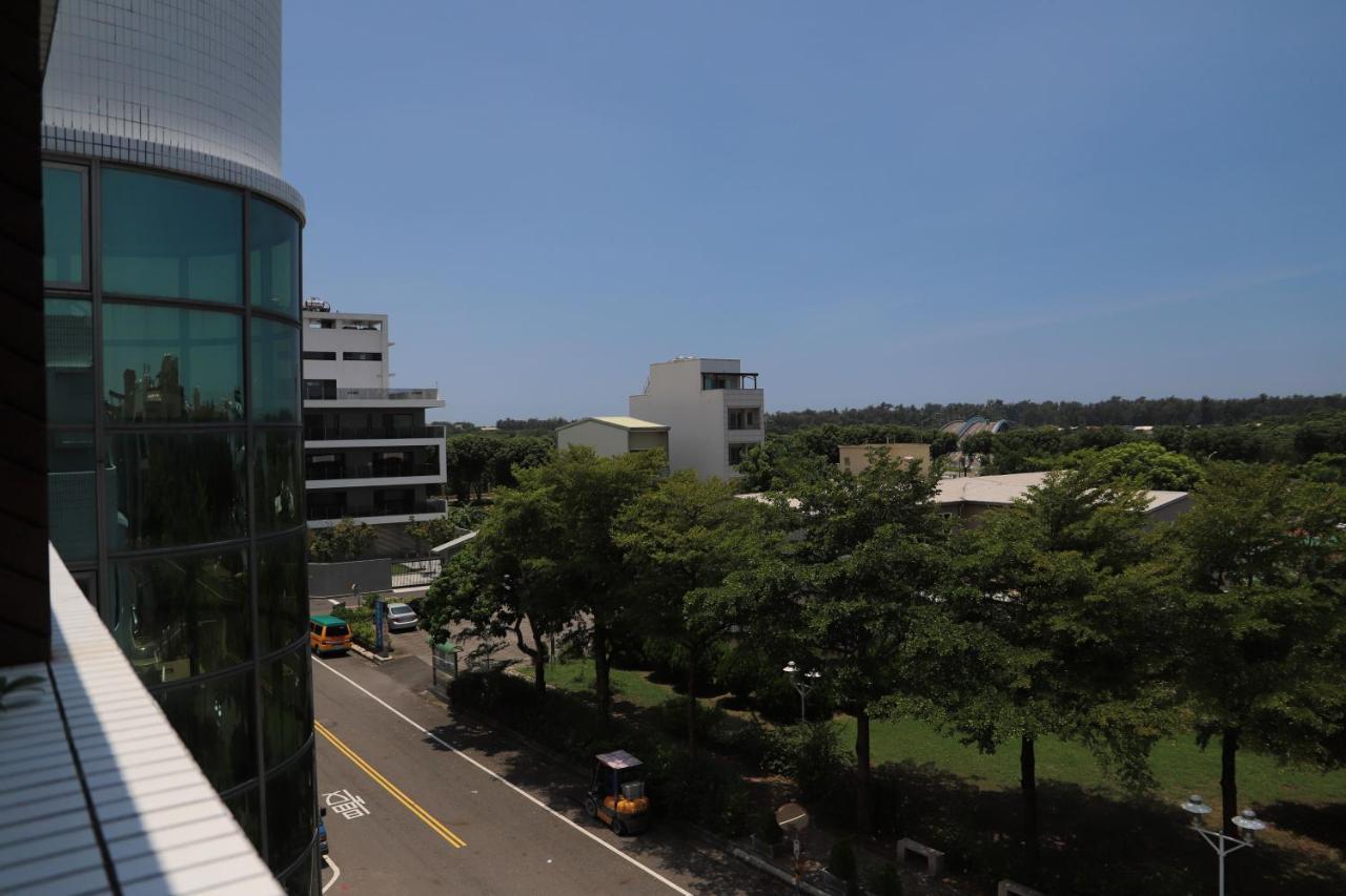 Hotel Tainan Julie'S Garden 峰情文旅 Anping Exterior foto